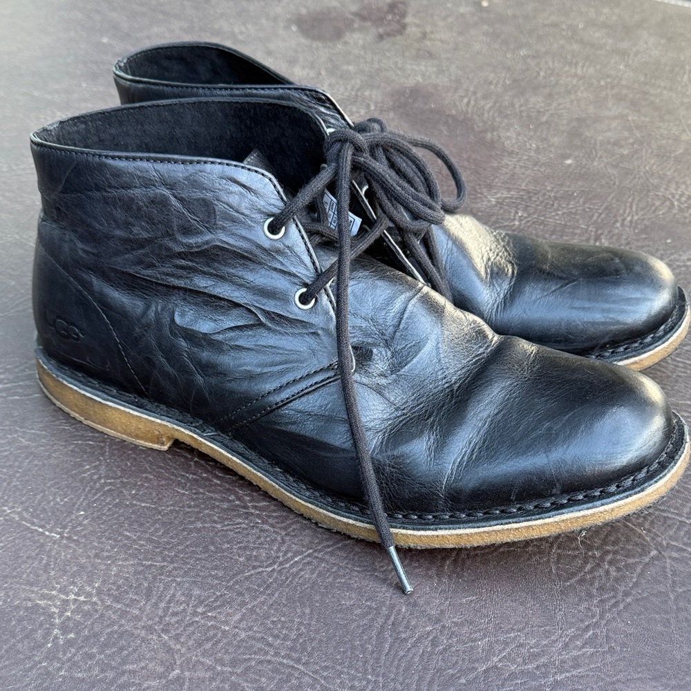 UGG Men's Black Leather Chukka Boots 12